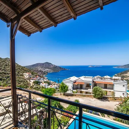 Mira Kalkan -close To Center- 카스